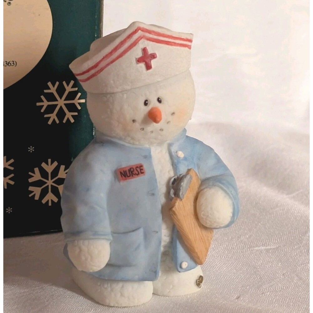 Sarahs Attic Snow Wonders Snowman Nurse Figurine Gift Occupations 7523